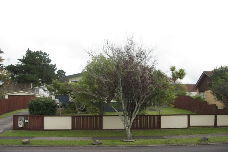 Photo of property in 3 Robert Allan Way, Pakuranga Heights, Auckland, 2010