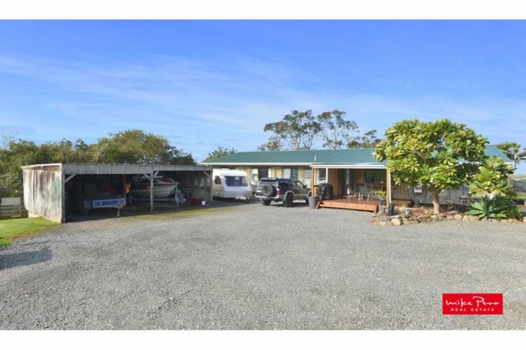 Photo of property in 261 Hayward Road, Maungakaramea, Whangarei, 0178