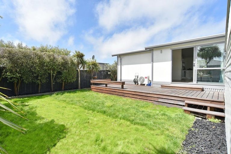 Photo of property in 3 Kingsbridge Drive, Burwood, Christchurch, 8083