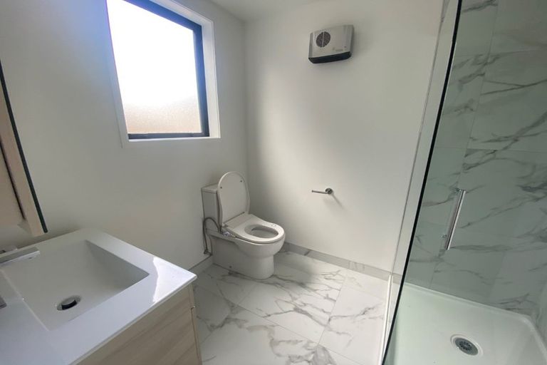 Photo of property in 3/81 Kervil Avenue, Te Atatu Peninsula, Auckland, 0610