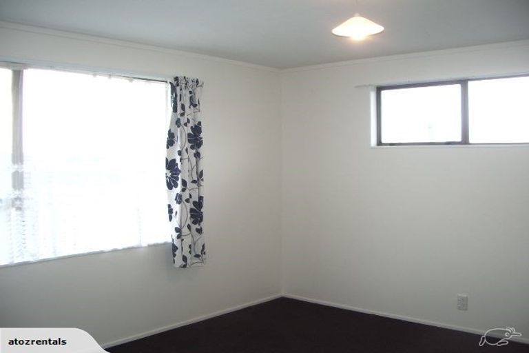 Photo of property in 33 Cotswold Avenue, Bishopdale, Christchurch, 8053