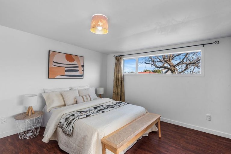 Photo of property in 30 De Havilland Street, Hornby, Christchurch, 8042