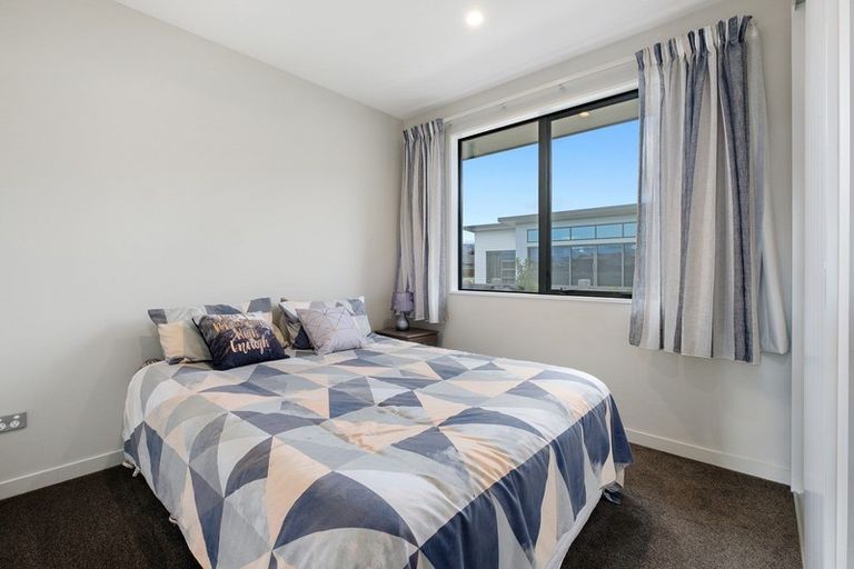 Photo of property in 50 Sherwin Avenue, Albert Town, Wanaka, 9305