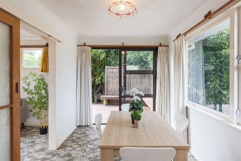 Photo of property in 1 Charwell Place, Highbury, Palmerston North, 4412