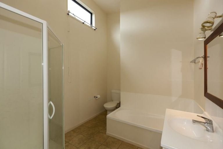 Photo of property in 10 Sams Way, Raumati South, Paraparaumu, 5032