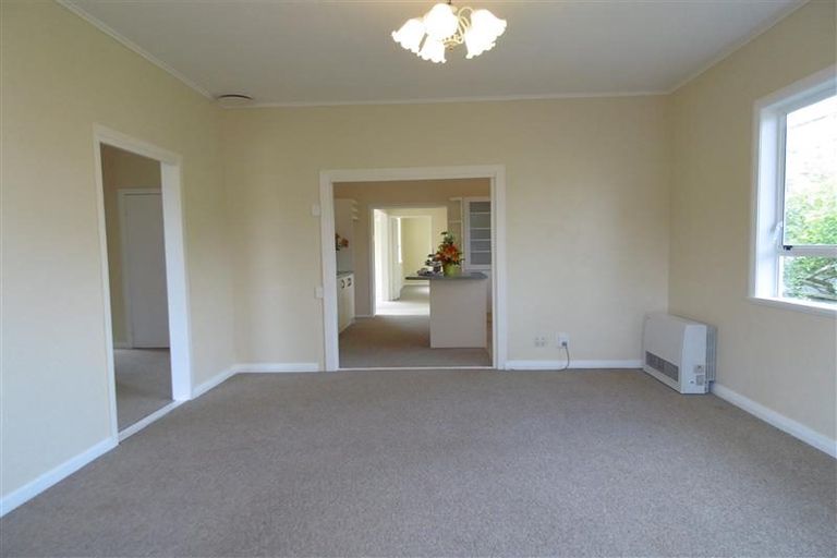 Photo of property in 14 Exeter Street, Brooklands, New Plymouth, 4310