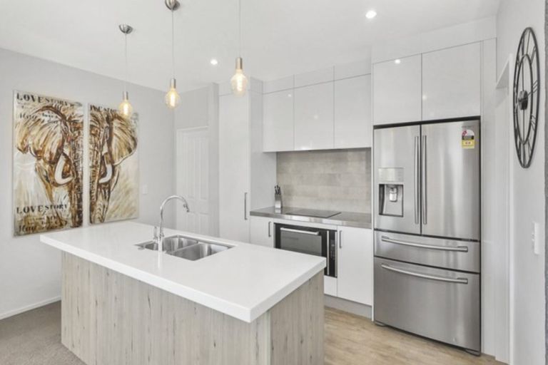 Photo of property in 94 Aston Drive, Waimairi Beach, Christchurch, 8083