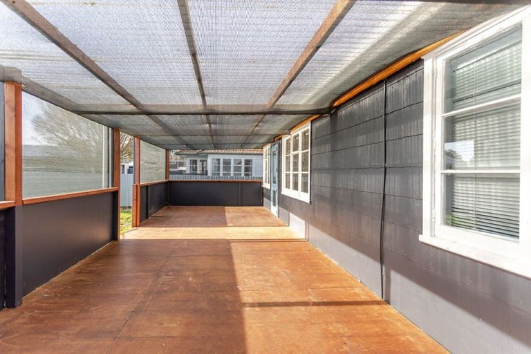 Photo of property in 8 Victor Street, Dannevirke, 4930