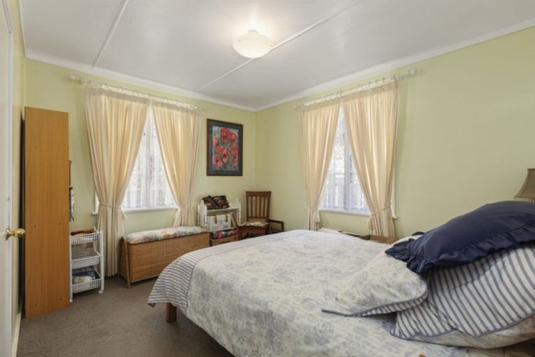 Photo of property in 11 Cleland Crescent, Naenae, Lower Hutt, 5011