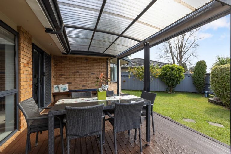 Photo of property in 7a Barberry Lane, Te Atatu Peninsula, Auckland, 0610