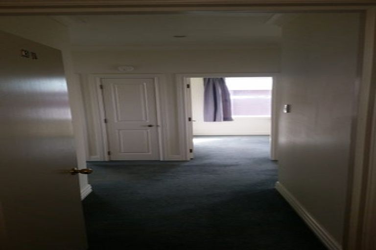 Photo of property in 18 Hill Street, Thorndon, Wellington, 6011