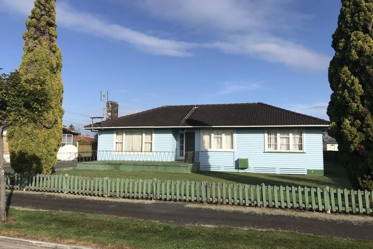 Photo of property in 30 Fenwick Crescent, Hillcrest, Hamilton, 3216