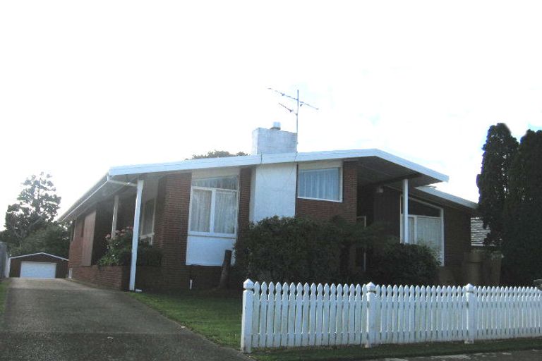 Photo of property in 44 Wai-iti Crescent, Woburn, Lower Hutt, 5010