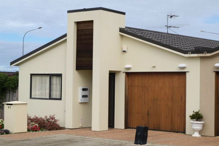Photo of property in 47 Puma Drive, Golflands, Auckland, 2013