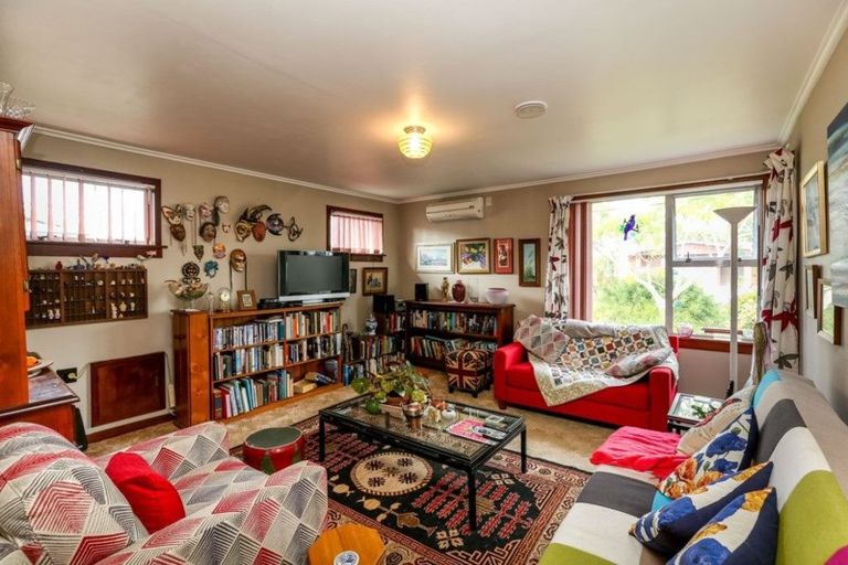 Photo of property in 12 Walsh Road, Westown, New Plymouth, 4310