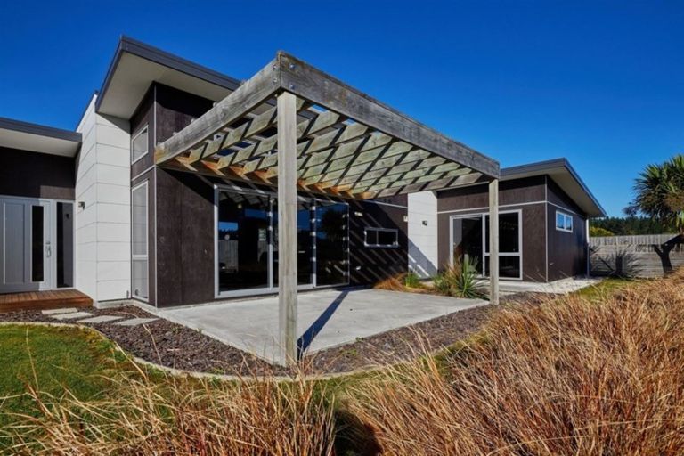 Photo of property in 13 Swyncombe Place, Kaikoura Flat, Kaikoura, 7371
