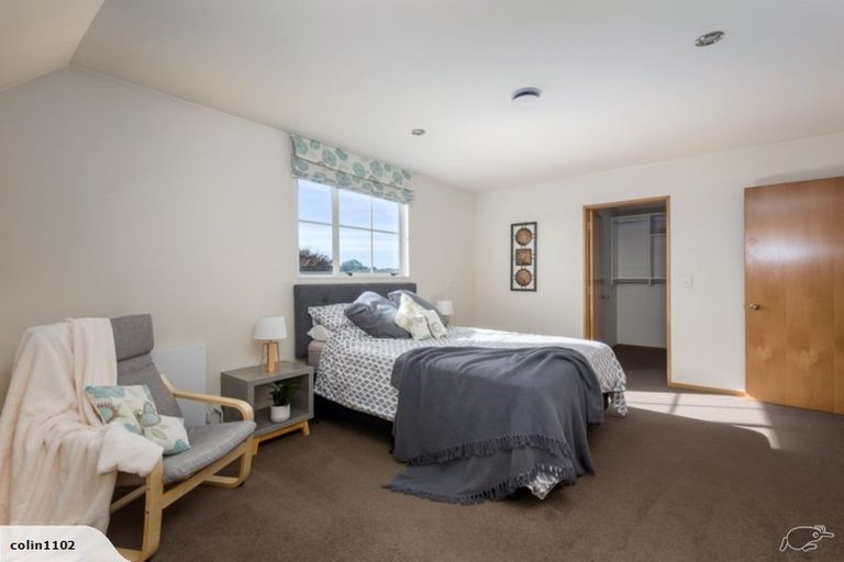 Photo of property in 4 Hemingford Place, Halswell, Christchurch, 8025