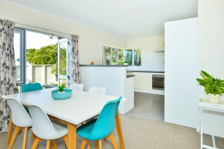 Photo of property in 27a Moana Road, Okitu, Gisborne, 4010