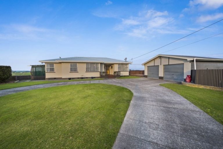 Photo of property in 762 Hastings Road, Matapu, Hawera, 4675