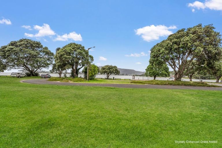 Photo of property in 1 Manaia Road, Tairua, 3508