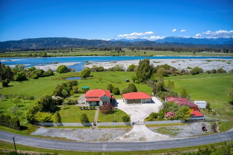 Photo of property in 59 Back Creek Road, Ruatapu, Hokitika, 7883