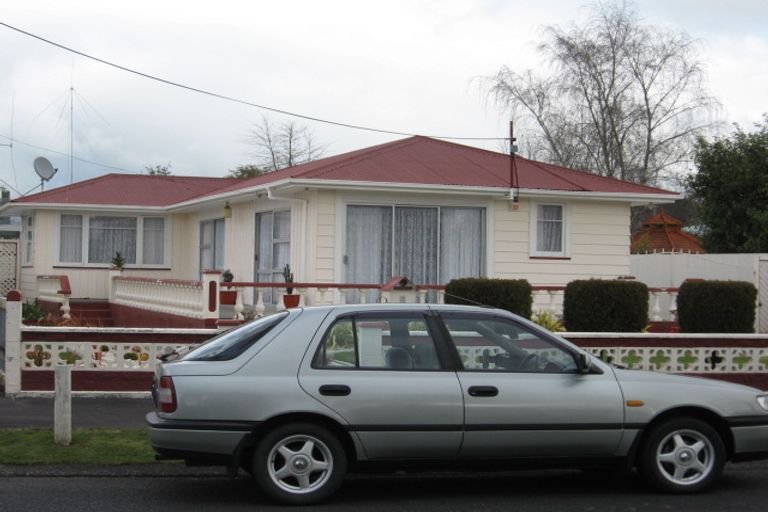 Photo of property in 4 Vesty Avenue, Hillcrest, Hamilton, 3216