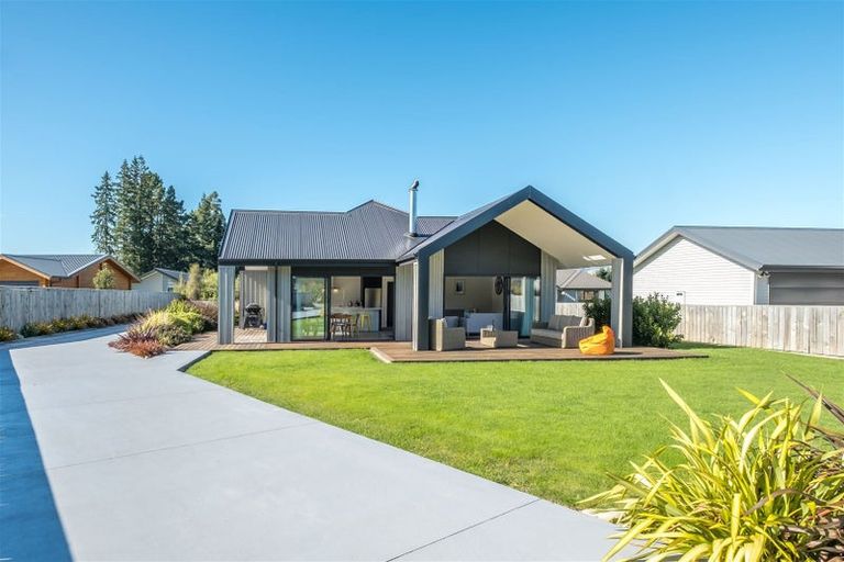 Photo of property in 14 Tennyson Close, Hanmer Springs, 7334