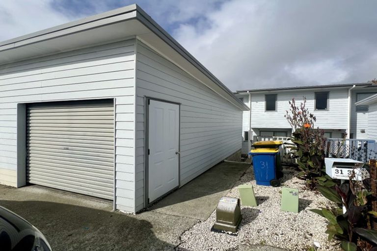 Photo of property in 31/3 Hulme Place, Henderson, Auckland, 0612