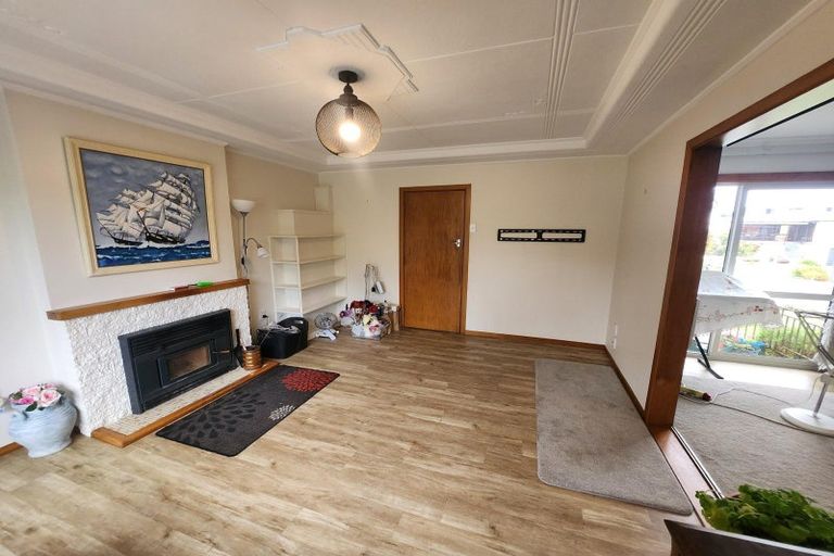 Photo of property in 14 Oxford Street, Holmes Hill, Oamaru, 9401