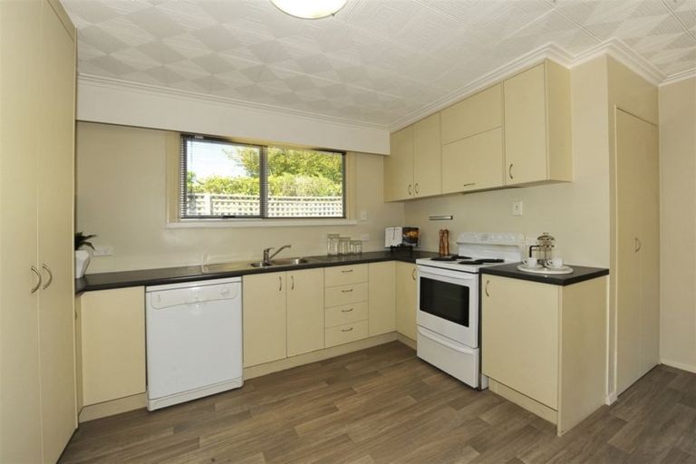 Photo of property in 152 Condell Avenue, Papanui, Christchurch, 8053