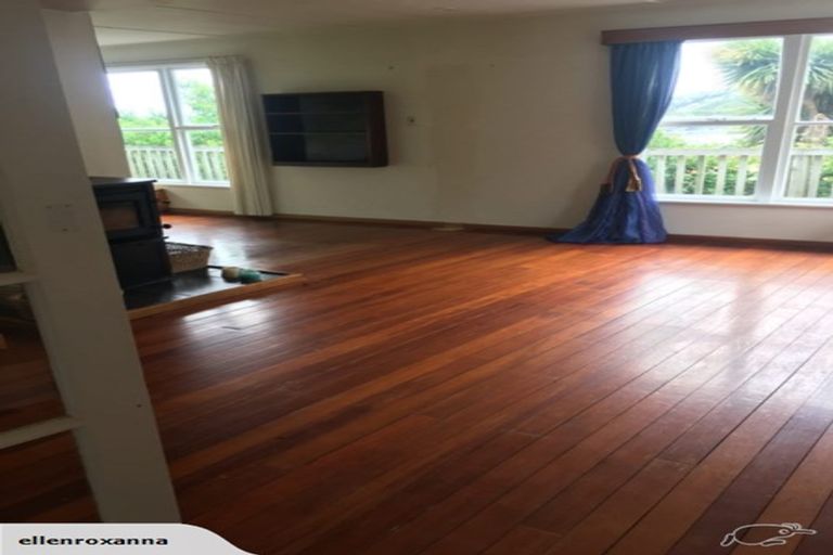 Photo of property in 82 Martindales Road, Heathcote Valley, Christchurch, 8022