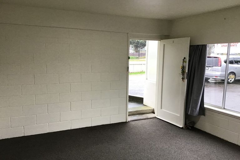 Photo of property in 1/2 Gorrie Road, Regent, Whangarei, 0112