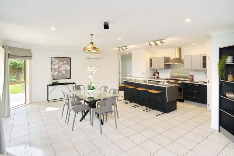 Photo of property in 8 Parkinson Place, Woodend, 7610