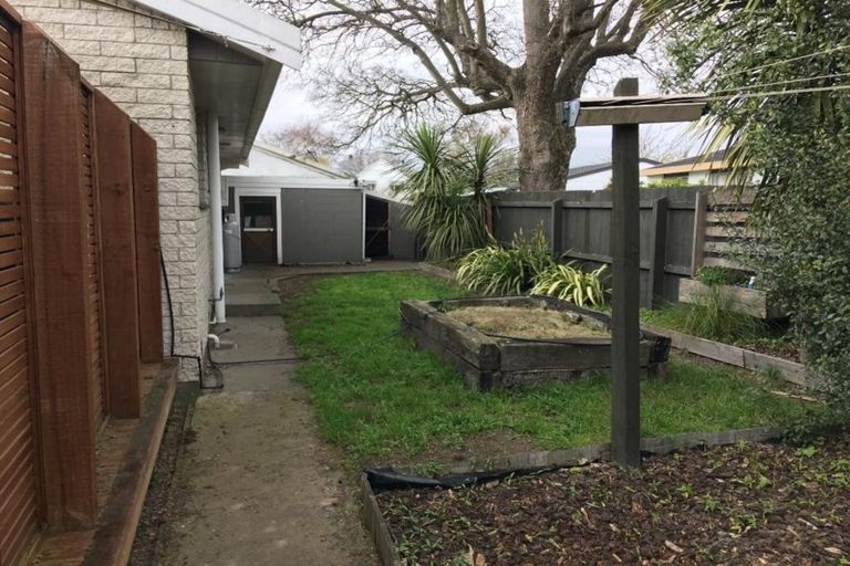 Photo of property in 3/45 Withells Road, Avonhead, Christchurch, 8042