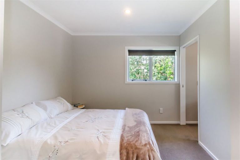 Photo of property in 10 Dale Road, Raumati South, Paraparaumu, 5032