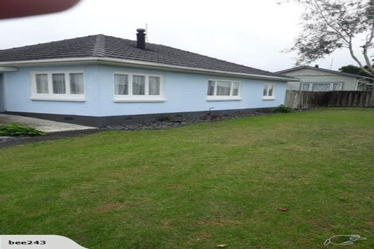 Photo of property in 1090 Paerata Road, Paerata, Drury, 2676