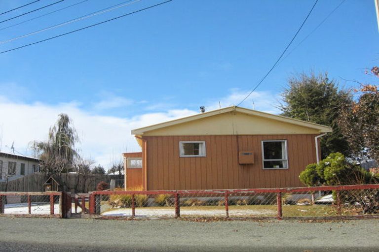 Photo of property in 17 Macaulay Place, Twizel, 7901