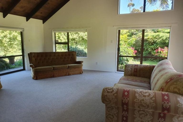 Photo of property in 446 Mountain Road, Lepperton, New Plymouth, 4373