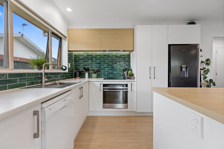 Photo of property in 15 Pembroke Drive, Bethlehem, Tauranga, 3110