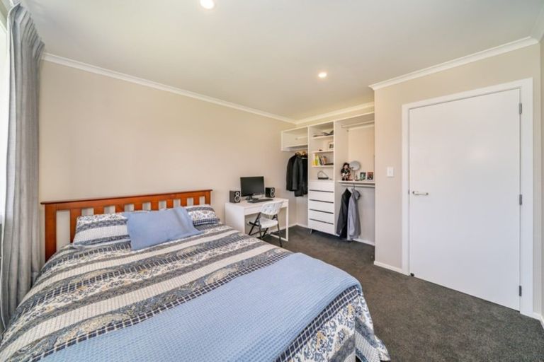 Photo of property in 16 Poulson Grove, Trentham, Upper Hutt, 5018