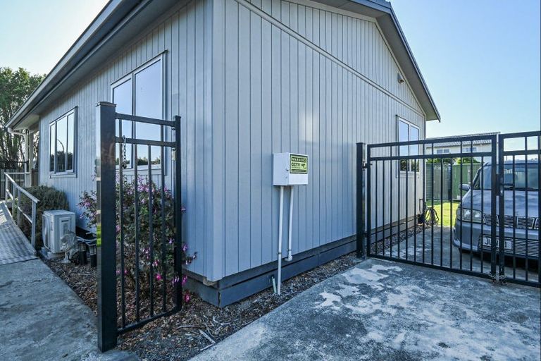 Photo of property in 1009 Sussex Street, Mayfair, Hastings, 4122