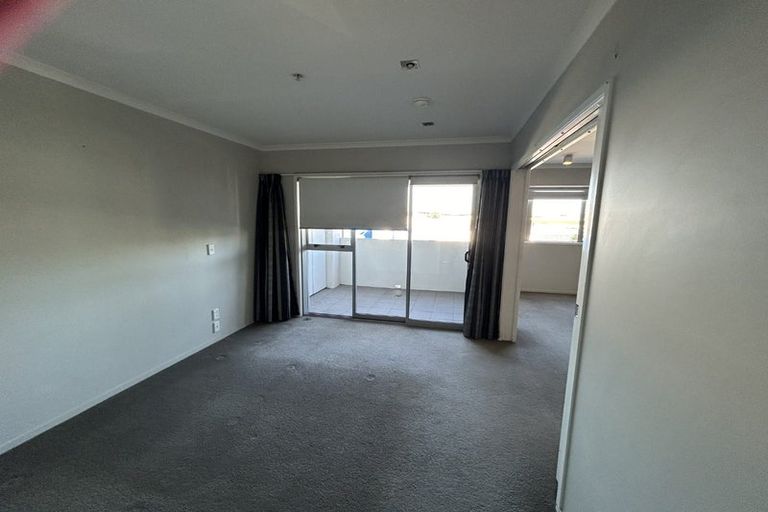 Photo of property in Mooring Apartments, 307/277 Maunganui Road, Mount Maunganui, 3116