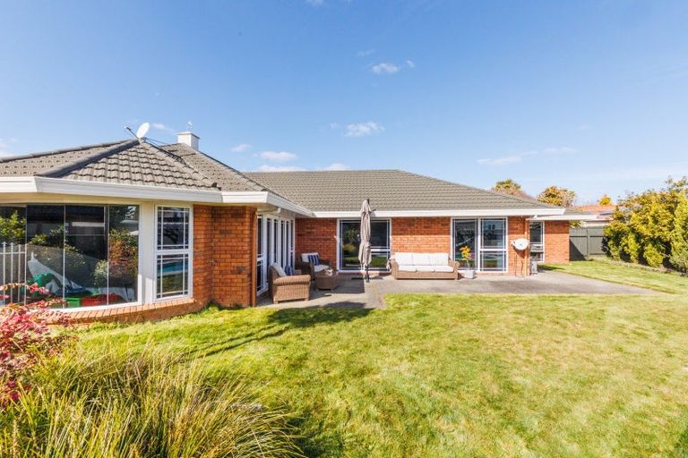 Photo of property in 22 Phoenix Avenue, Hokowhitu, Palmerston North, 4410