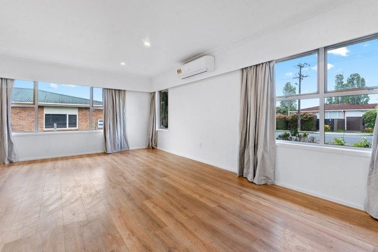 Photo of property in 1/55 Nile Road, Milford, Auckland, 0620