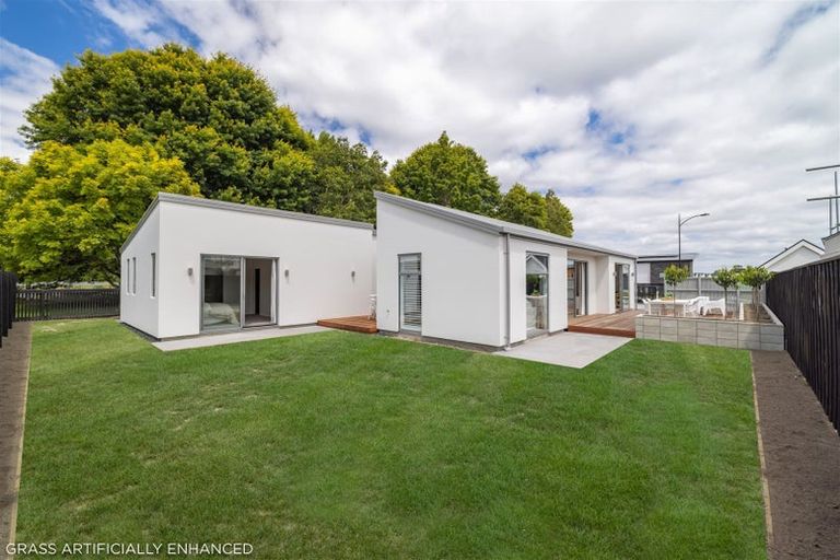 Photo of property in 11 Jardine Place, Marshland, Christchurch, 8051