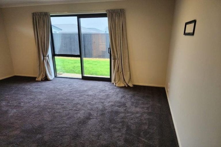 Photo of property in 2 Tara Crescent, Woodend, 7610