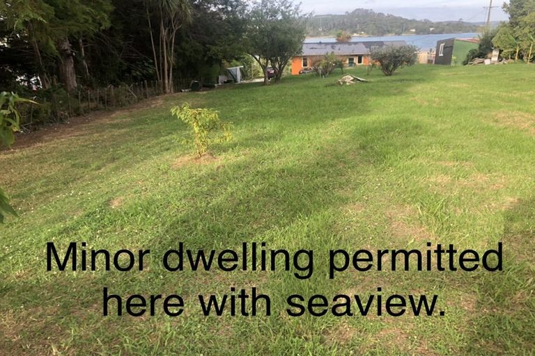 Photo of property in 12 Komiti Road, Tinopai, 0593