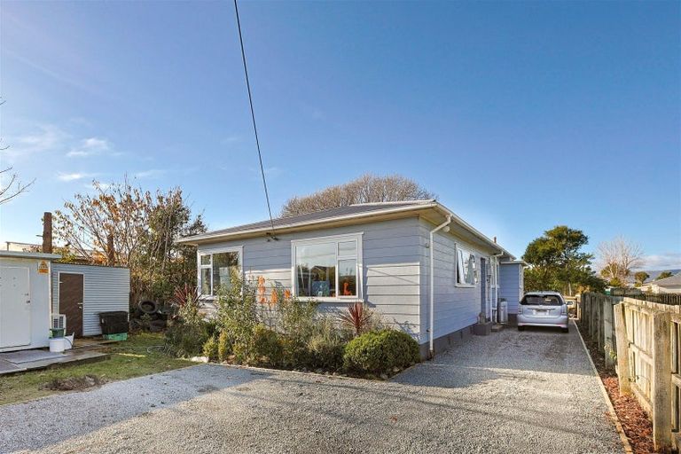 Photo of property in 19 Russell Street, Westport, 7825