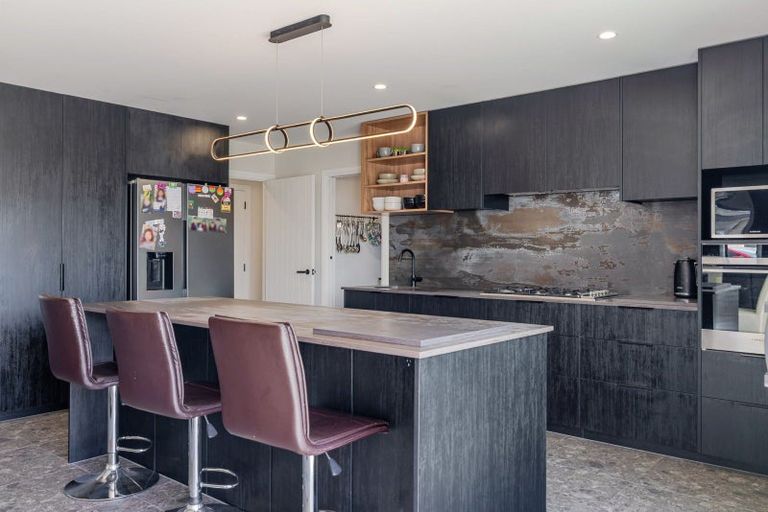 Photo of property in 77 Freedom Drive, Kelvin Grove, Palmerston North, 4414