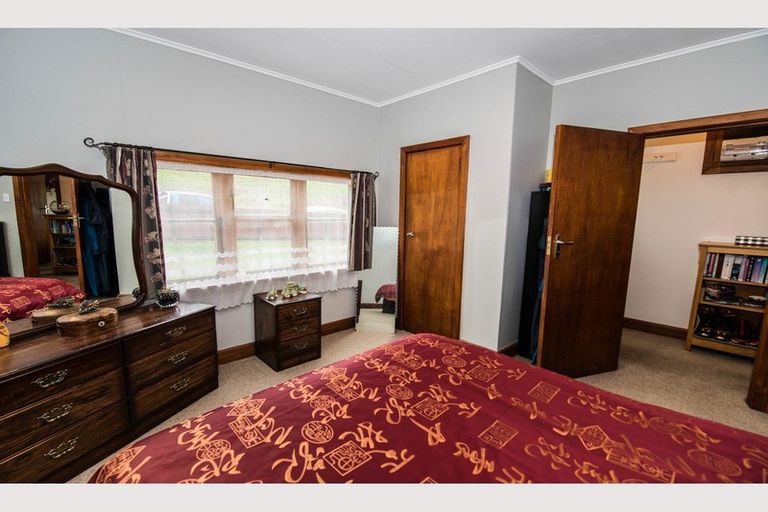 Photo of property in 15 Hukaroa Road, Raetihi, 4632